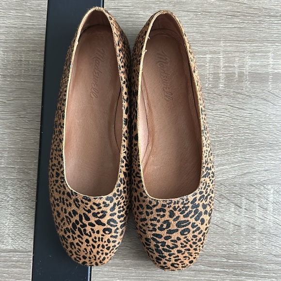 Madewell Flats - Picture 2 of 6